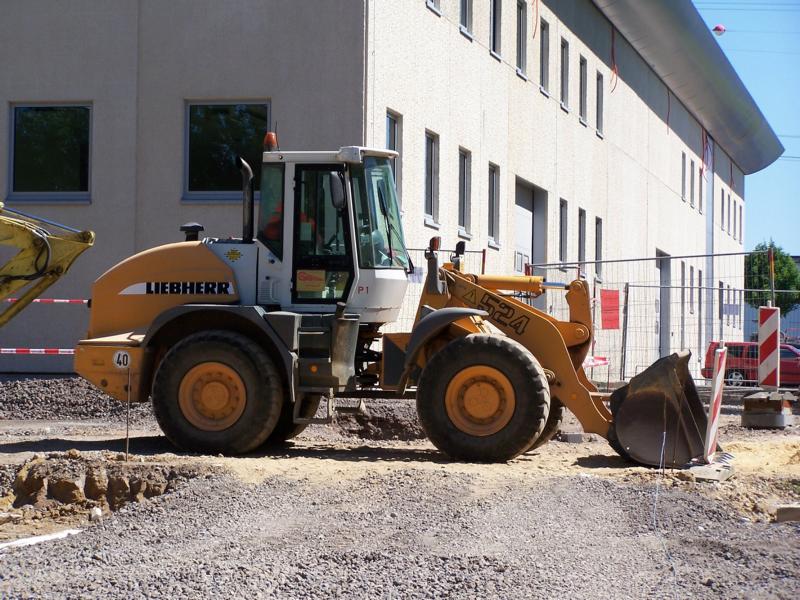 Liebherr L 524, 2006-07-16.jpg