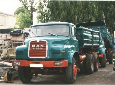 KLEIN 5 BILD von POSTMANN.jpg