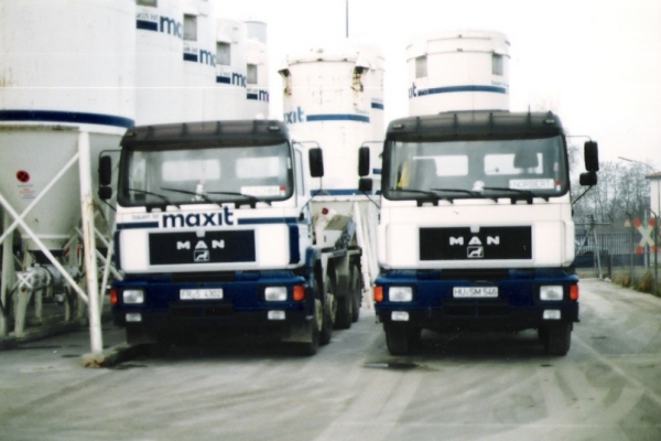 Sakret-Maxit.jpg