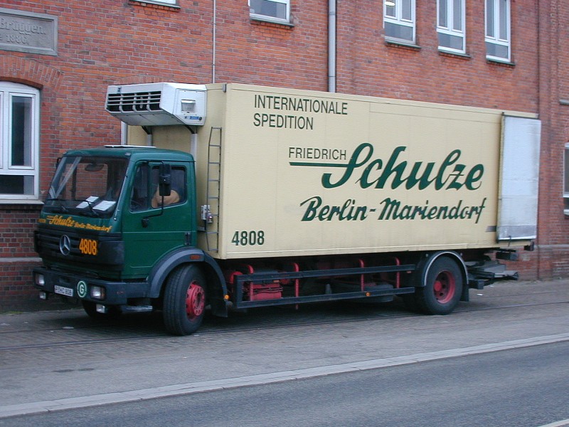 schulze01.jpg