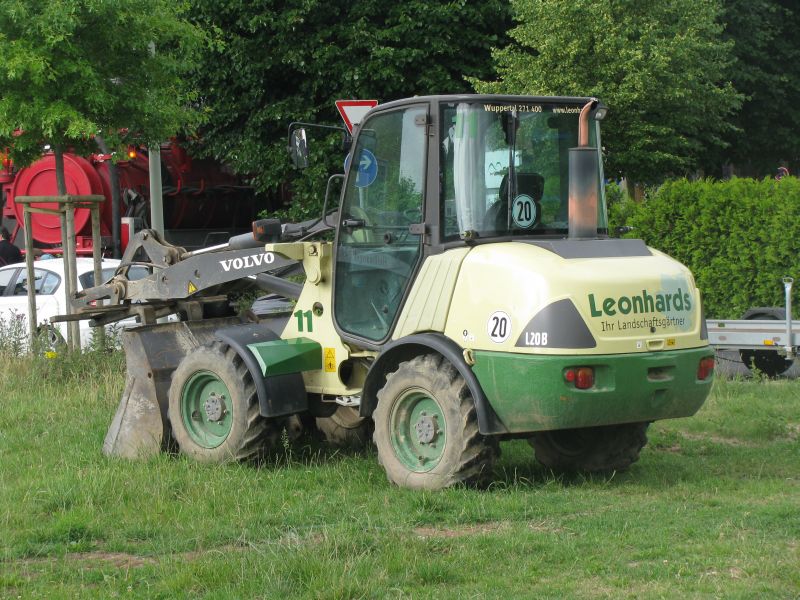 Volvo L 20 B Leonards.jpg