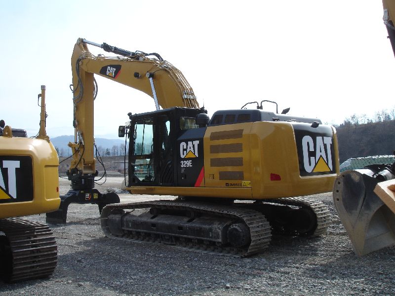 Cat 329 E (7).jpg