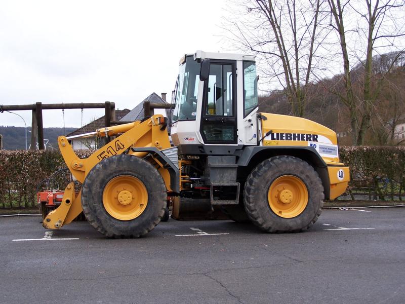 Liebherr L 514, 2006-03-26.jpg