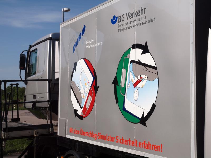 K800_Überschlag LKW BG verkehr 20.05.12 (201).jpg