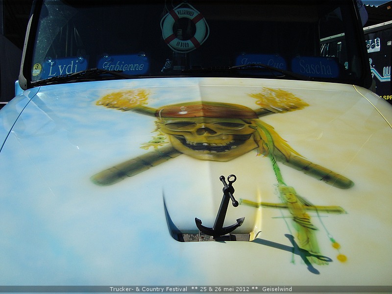 Trucker & Country Festival Geiselwind 26 mei 2012 0197.jpg