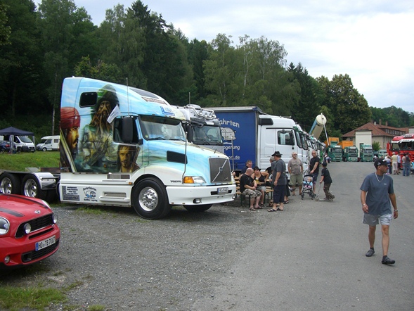 050.jpg