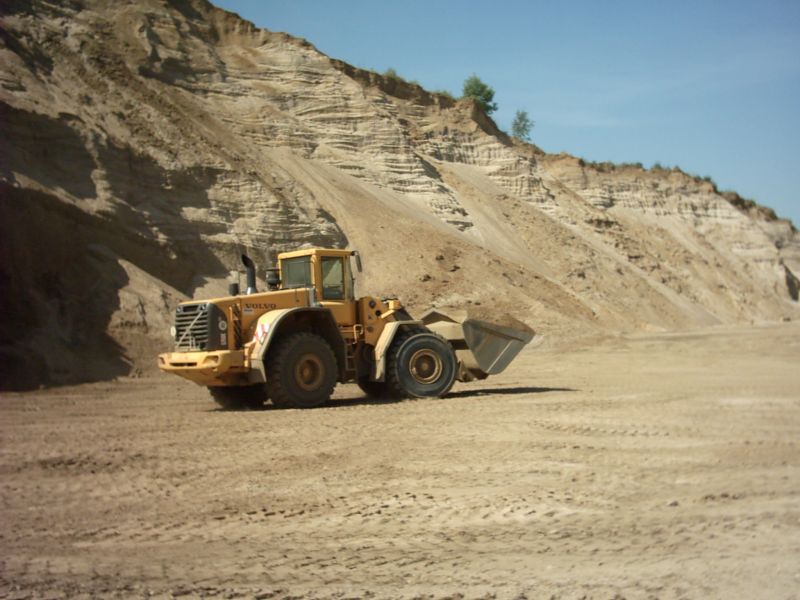 Volvo L150E_2.jpg