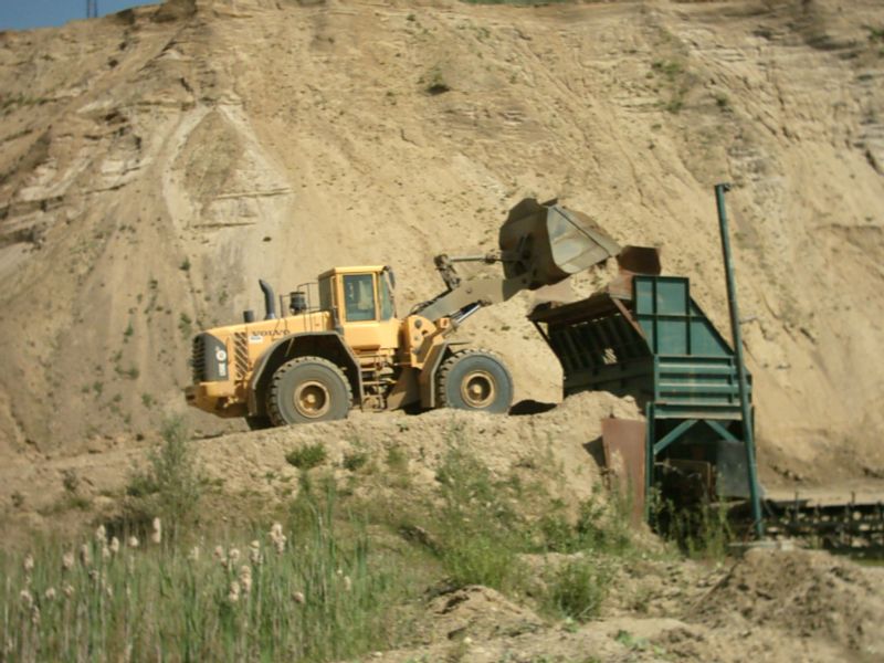 Volvo L150E_3.jpg