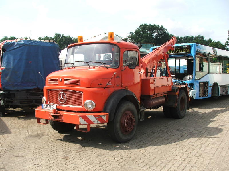 MB 1517 ALGA Abschlepper DSC00163 (2).jpg