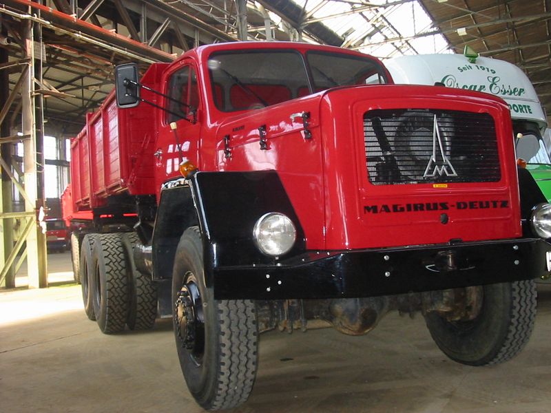 Magirus-232D26AK-110604-kr01.jpg