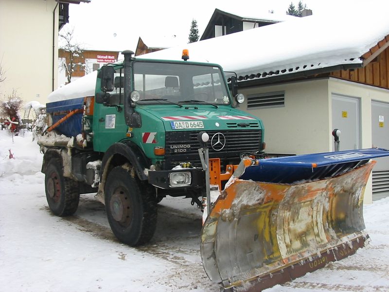 MB-Unimog-2100-Steibis-310105-kr-01.jpg