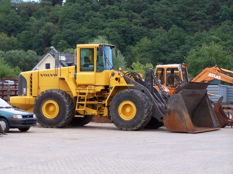Volvo L 180E, 2006-08-20.jpg