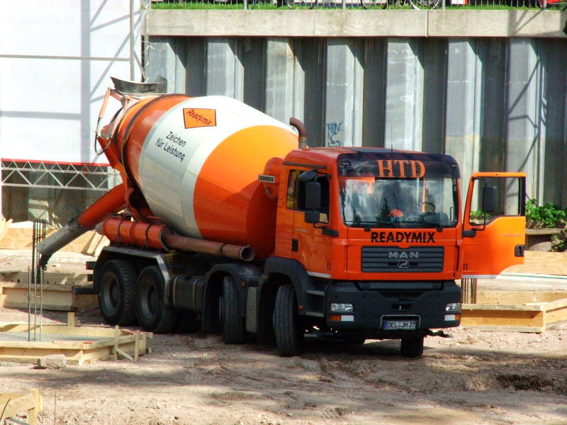 Betonmischer TGA HTD ReadyMix001 (2).jpg