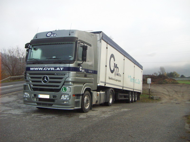 MB Actros Sattelzug CVR.jpg