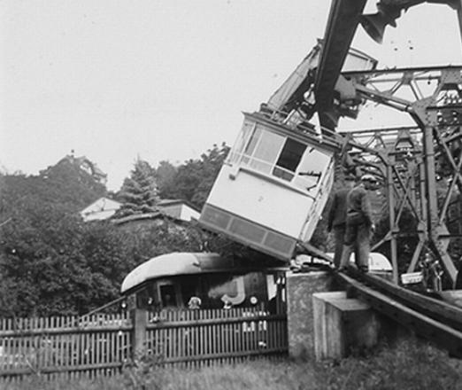 schwebebahn dresden.jpg