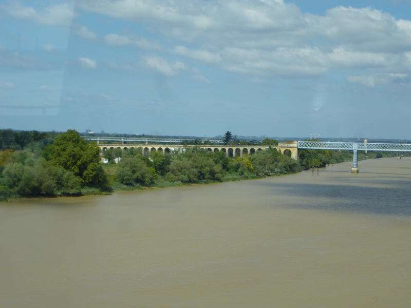 P1030987_1.jpg