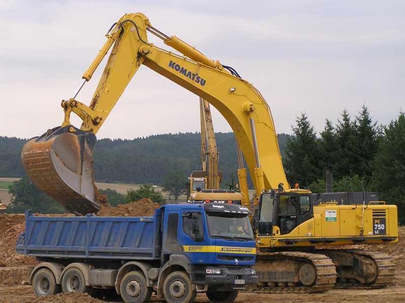 PC750LC-7-25.jpg
