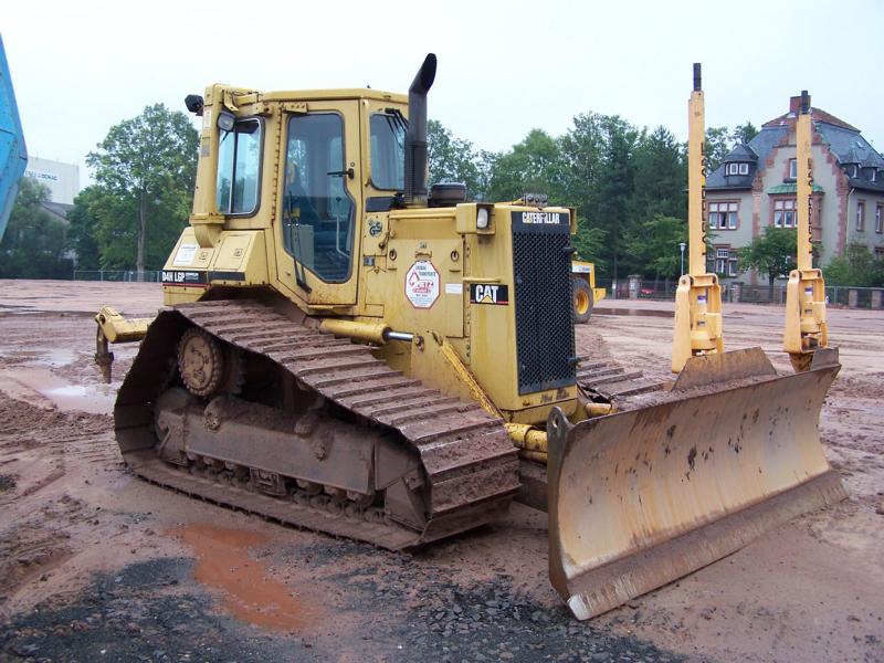 Caterpillar D4H LGP.jpg