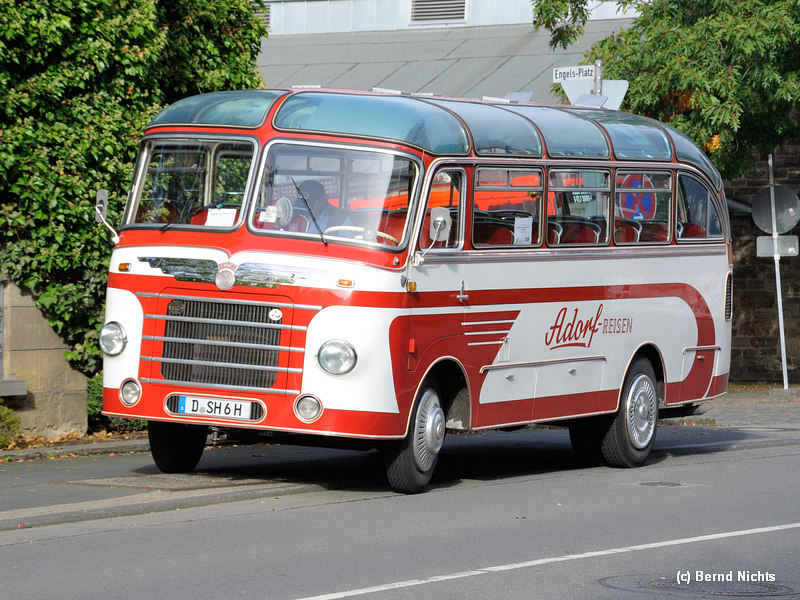 Adorf Bus 1.jpg