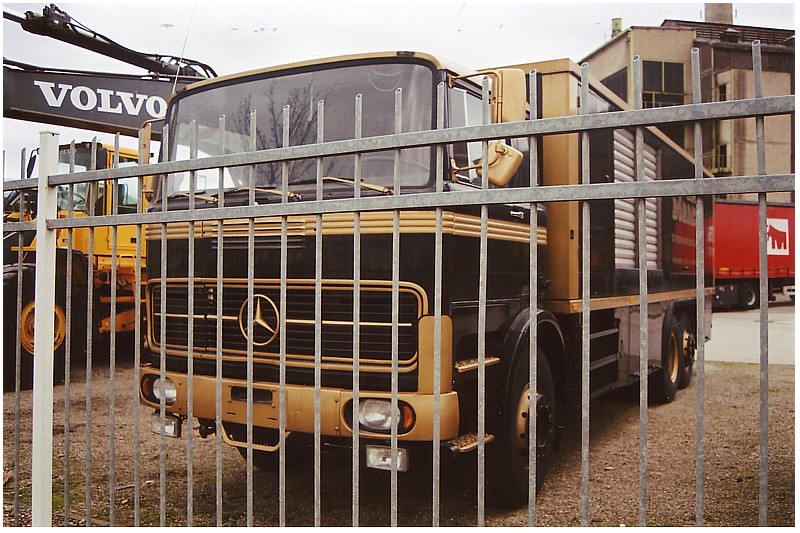 MB LP 2224.jpg