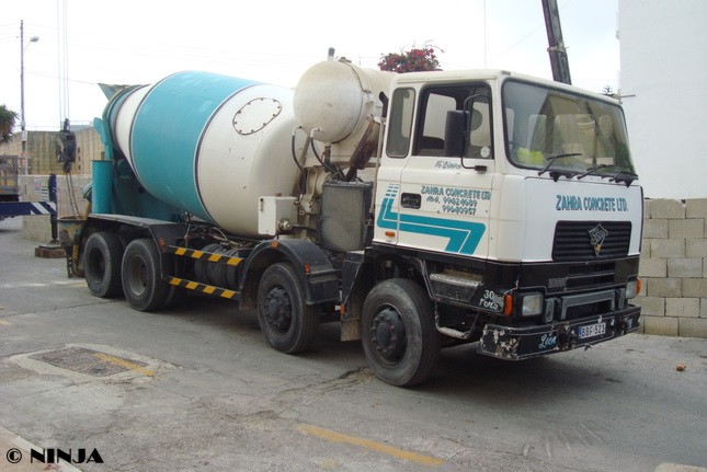 Foden_4300_8x4_Mix_03.jpg