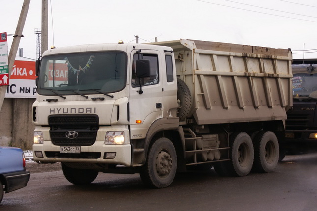 Hyundai_Gold_HD270_6x4_S1_03.jpg