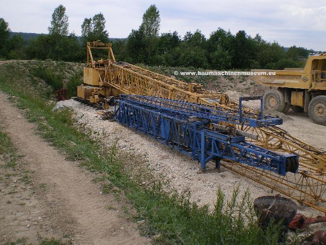 Liebherr Museumskran F 14 A, Bauj 1955.jpg