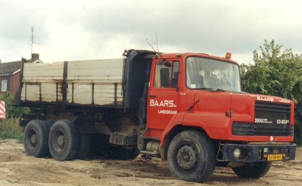 h_403693_494310.jpg