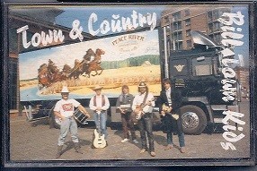  town-country-so-hieß-damals-die-cassette
 -von-den-billtownkids-und-mario-sein-tru
ck-stand-modell..jpg