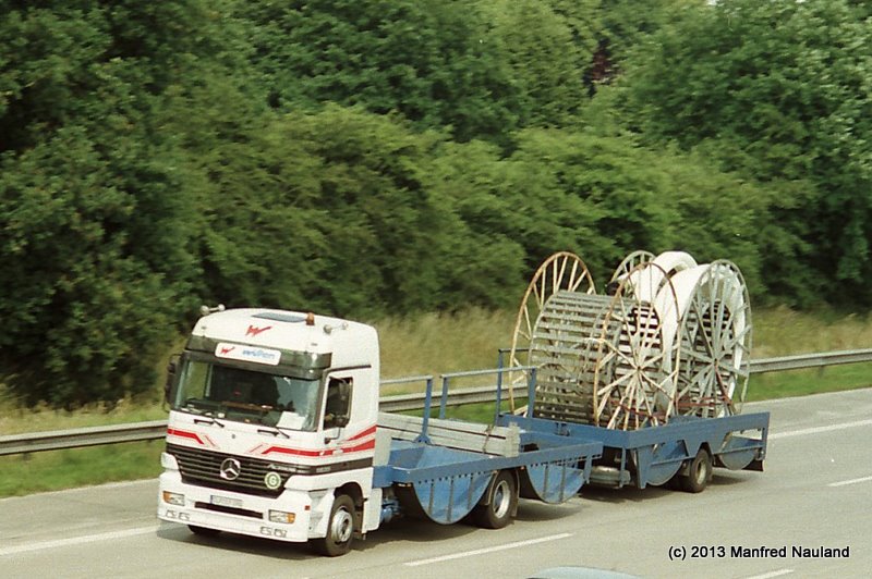 image0-3 Mercedes Actros WILLEN Kabeltrommeltransporter.jpg