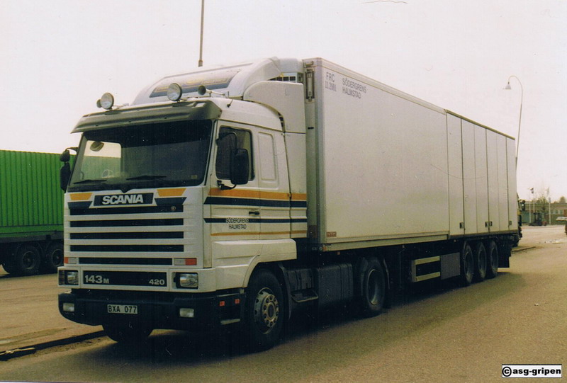 ASG Söderberg Scania 143 SL.jpg