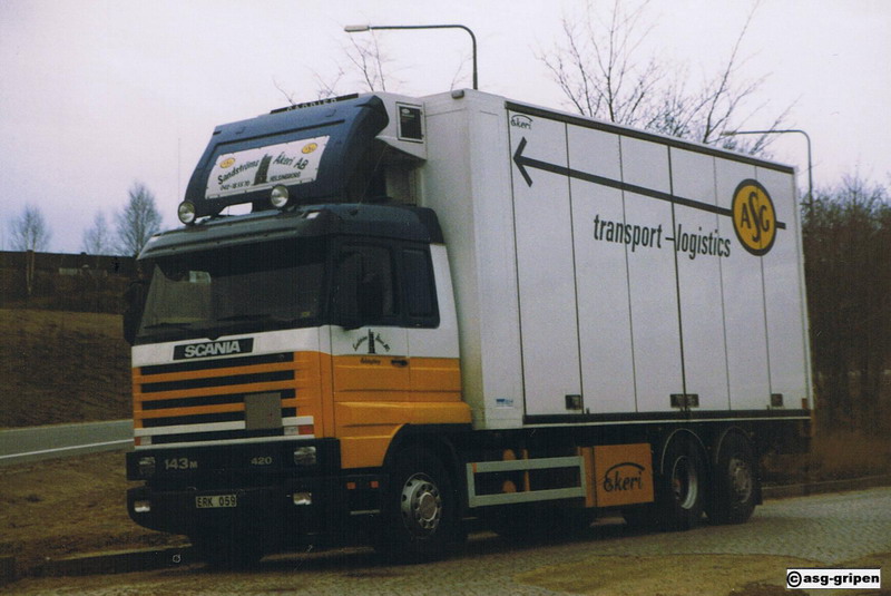 ASG Sandströms Scania 143.jpg