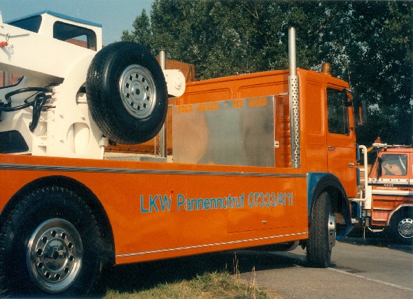 19820017_600x600_195KB.jpg