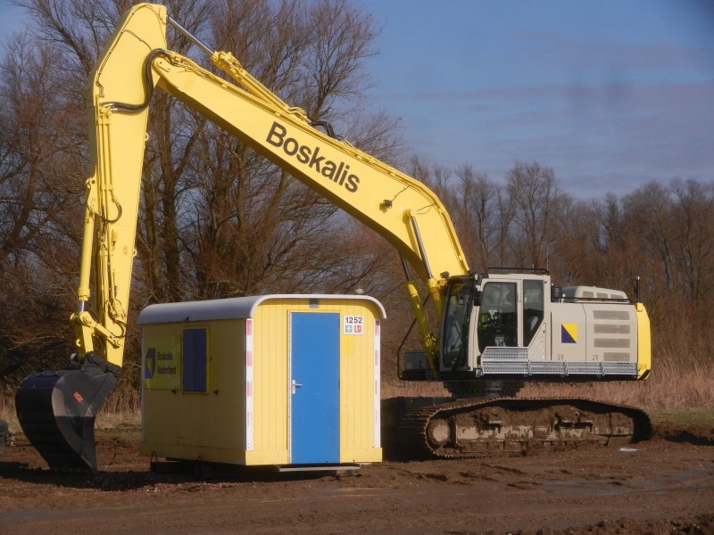 Boskalis 329 E LR (3).jpg