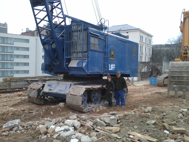 Liebherr 408.jpg