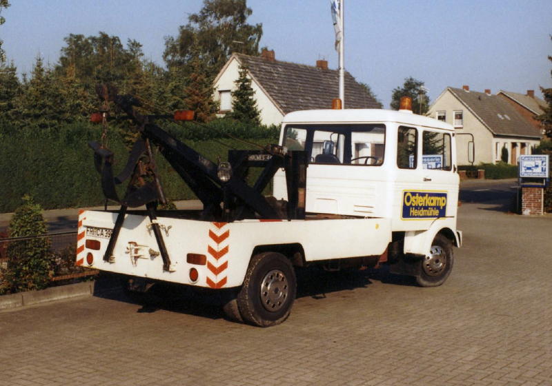 MB LP Abschlepper Heck (2).jpg