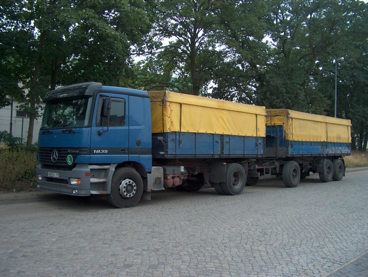 HPIM1533 (749 x 564).jpg