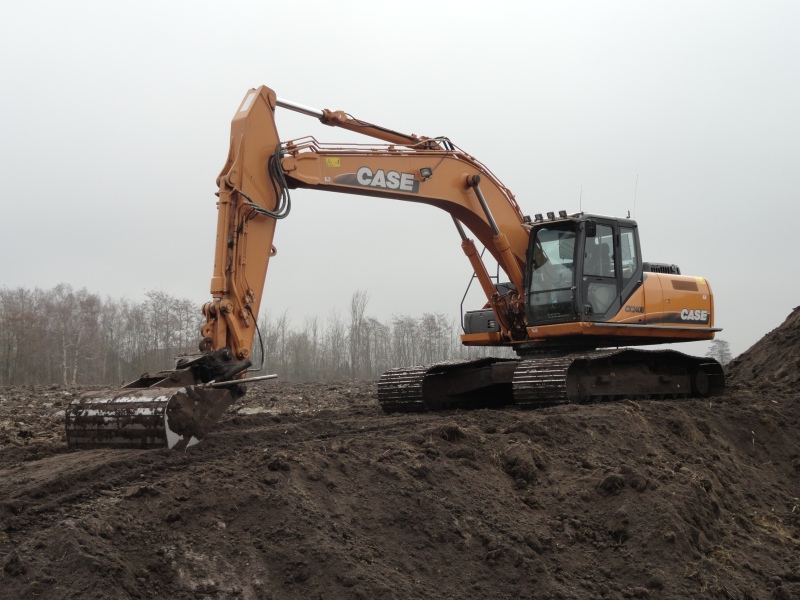 Case CX 240 B (1).jpg