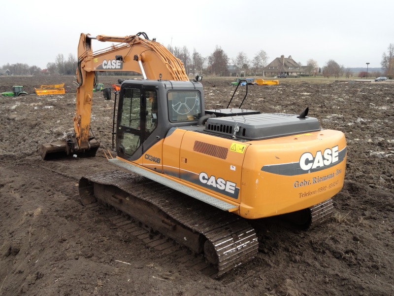 Case CX 240 B (5).jpg