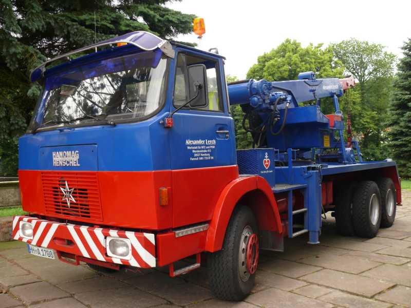 K800_F 221 -1.jpg