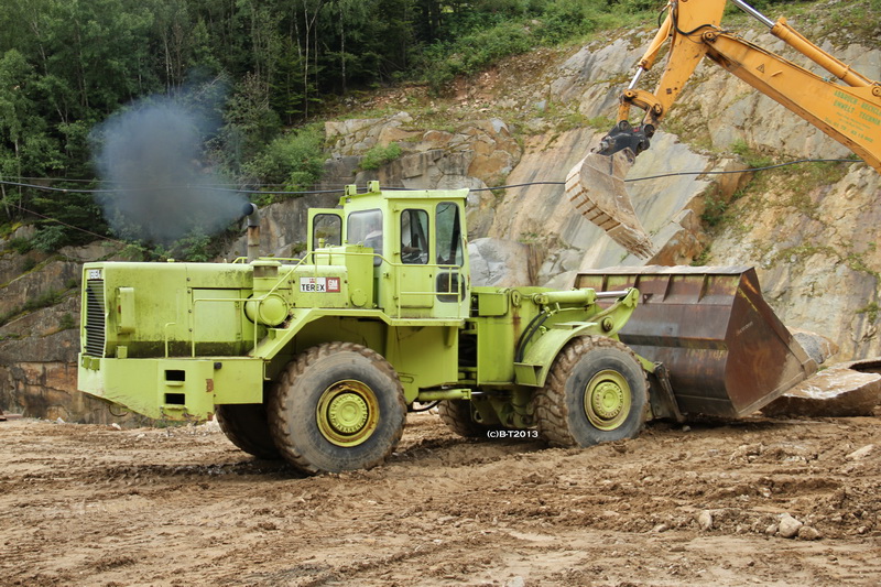 Macchine classiche: la pala gommata Terex 72-81 Attachment