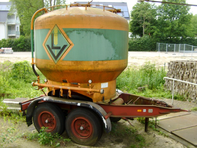 silo2.jpg