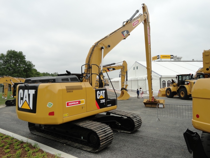 Cat 329 E LR (2).jpg