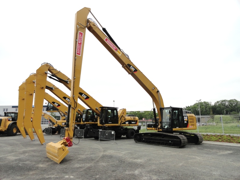 Cat 329 E LR (3).jpg