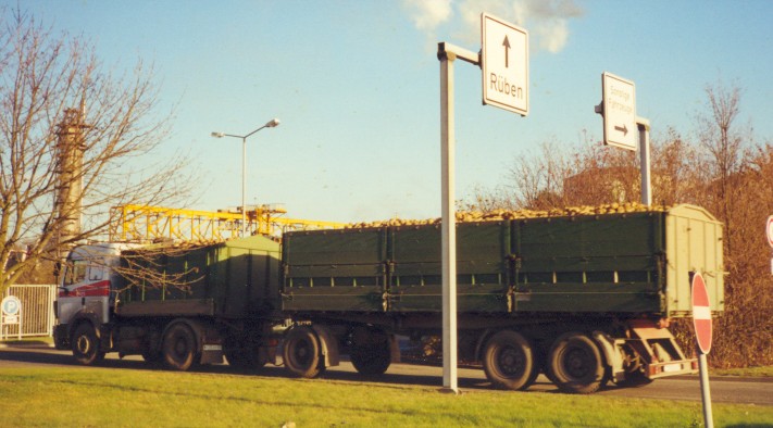 Scannen0030 (711 x 394).jpg