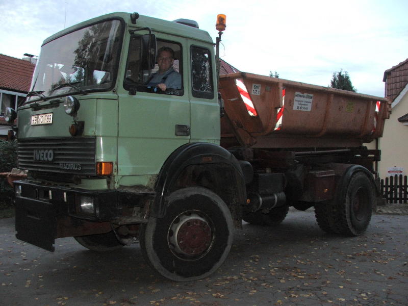 LÜSSEN Iveco 256 M 19 DSC00281 (2) (2).jpg