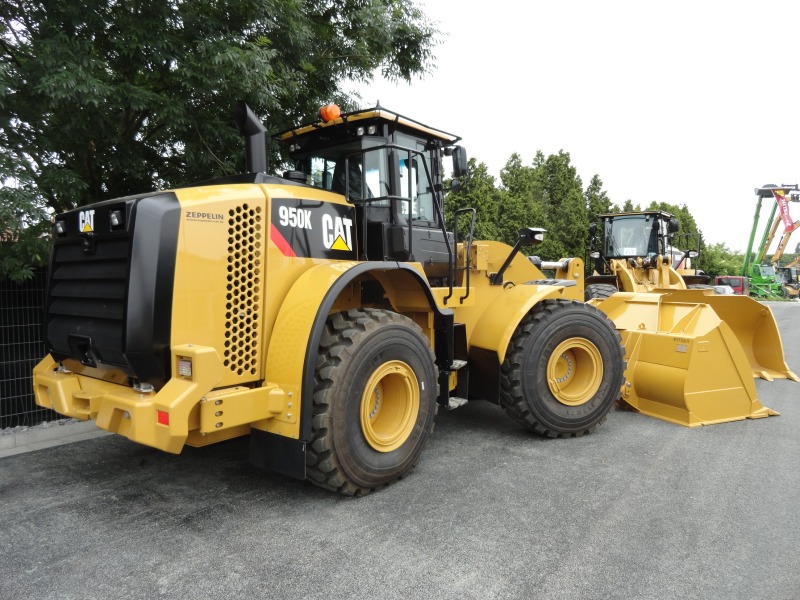 Cat 950 K (1).jpg