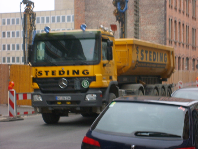 S5000362.jpg