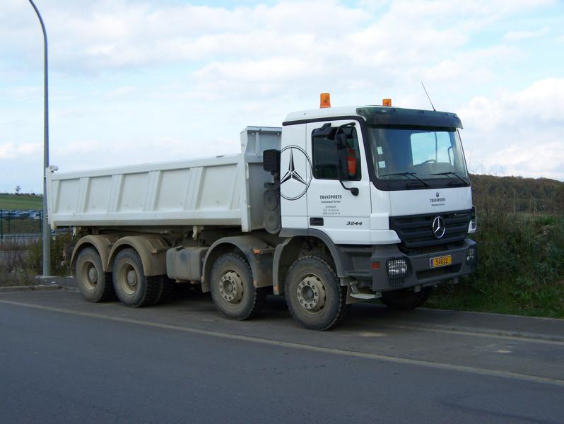 Mercedes-Benz Actros 3244.jpg