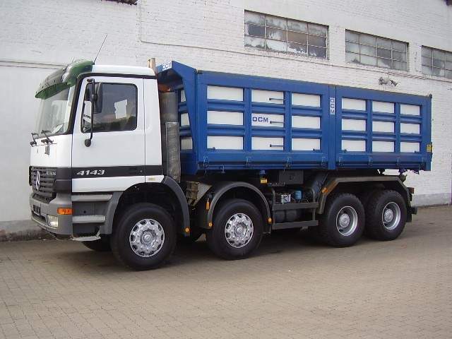MB 4143.jpg